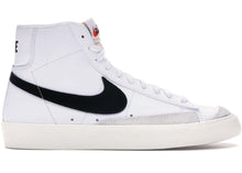 Cargar imagen en el visor de la galería, Nike Blazer Mid 77 Vintage White Black
